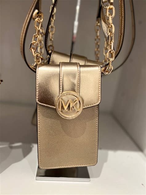 michael kors carmen phone crossbody|Michael Kors saffiano large.